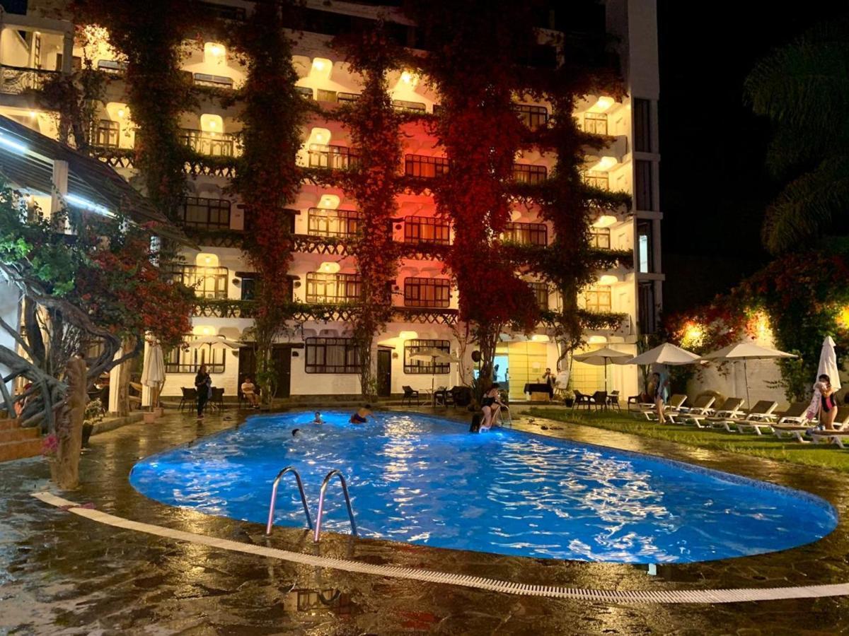 Hotel Sol De 伊察 外观 照片